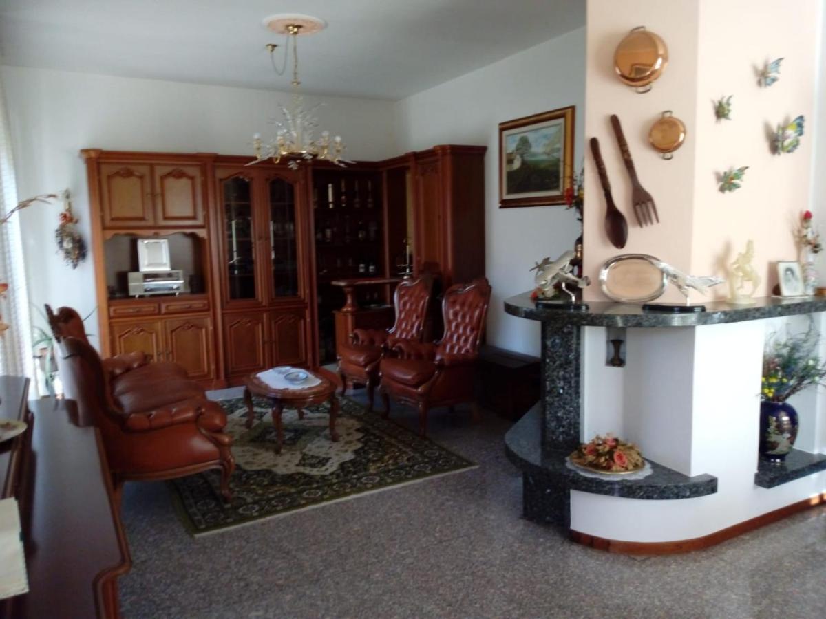 Da Terry Bed & Breakfast Vergiate Exterior foto